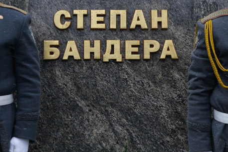 Ющенко обжаловал решение о лишении Бандеры звания Героя Украины