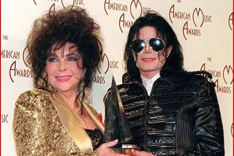 Элизабет Тейлор похоронят рядом с Джексоном