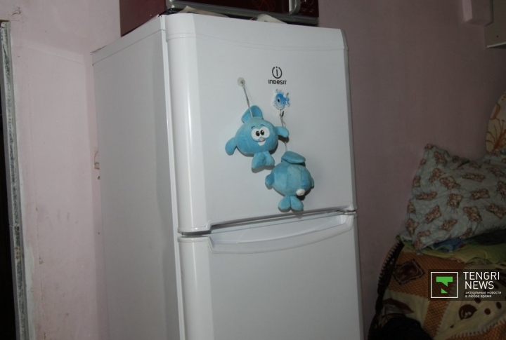 Этот холодильник был куплен на средства, собранные добровольцами. Фото Дмитрий Хегай©