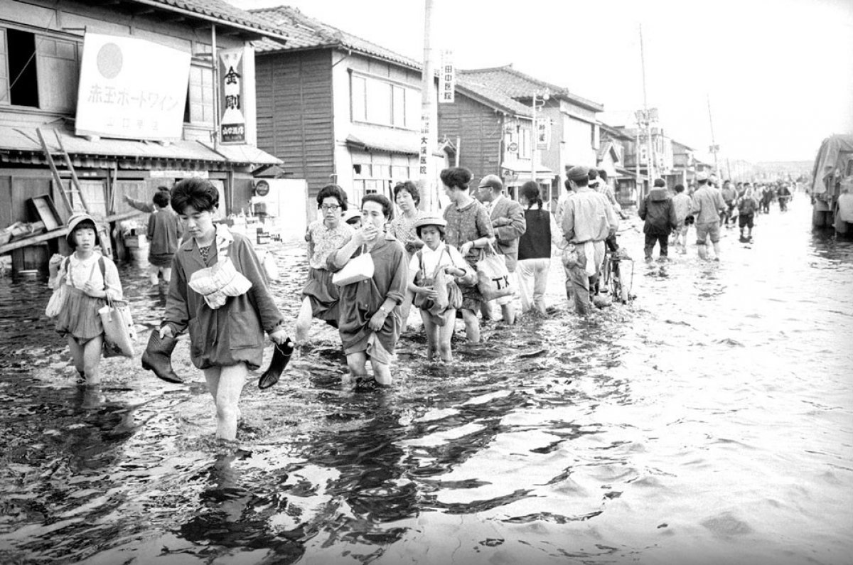 Землетрясение в 50 годах. Ниигата 1964. 1964 Niigata earthquake. Ниигата Япония. Япония 100 лет назад.