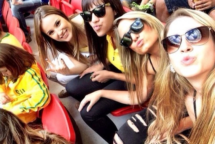 Что может быть лучше отпуска с подругами на чемпионате мира по футболу? Фото instagram.com/marcellaviotti©