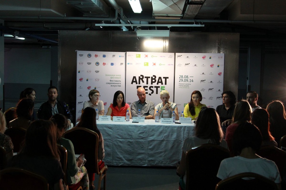 Организаторы ArtbatFest-2014 на пресс-конференции.
©Владимир Прокопенко