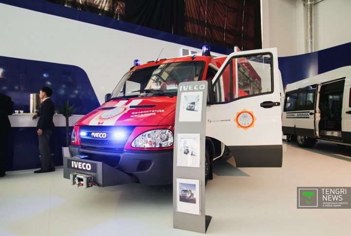Из спецавтотранспорта под маркой "Сделано в Казахстане" выделяется автомобильная техника для тушения пожаров.