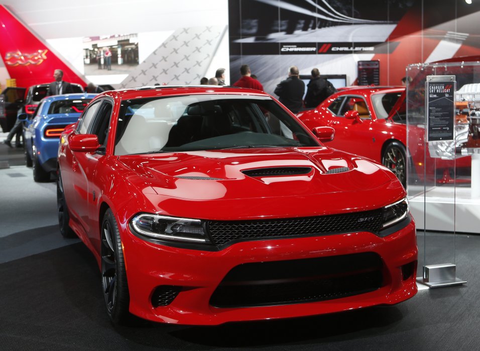 Конструкторы Dodge утверждают что сертифицированное время, за которое стоковый  Charger SRT проедет четверть мили -  11 секунд ©REUTERS