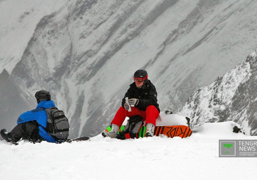 Снега здесь много, поэтому сезон катания начинается с ноября и заканчивается в мае. В среднем ски-пасс стоит около 50 евро.
Фото © Владимир Прокопенко