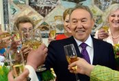 "Мы, мужчины, куда денемся без вас?"