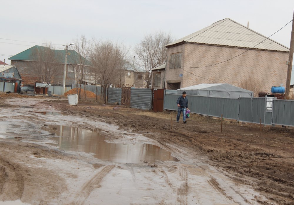 После поездки по таким дорогам нужно хорошо постараться, чтобы привести авто в надлежащий вид.