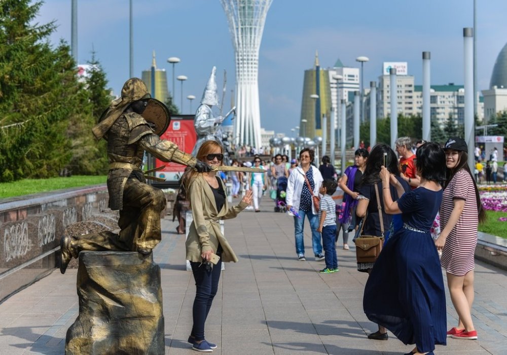 "Бусы из казанов", велосипеды будущего и "Последняя кочевка". Astana Art Fest 2016