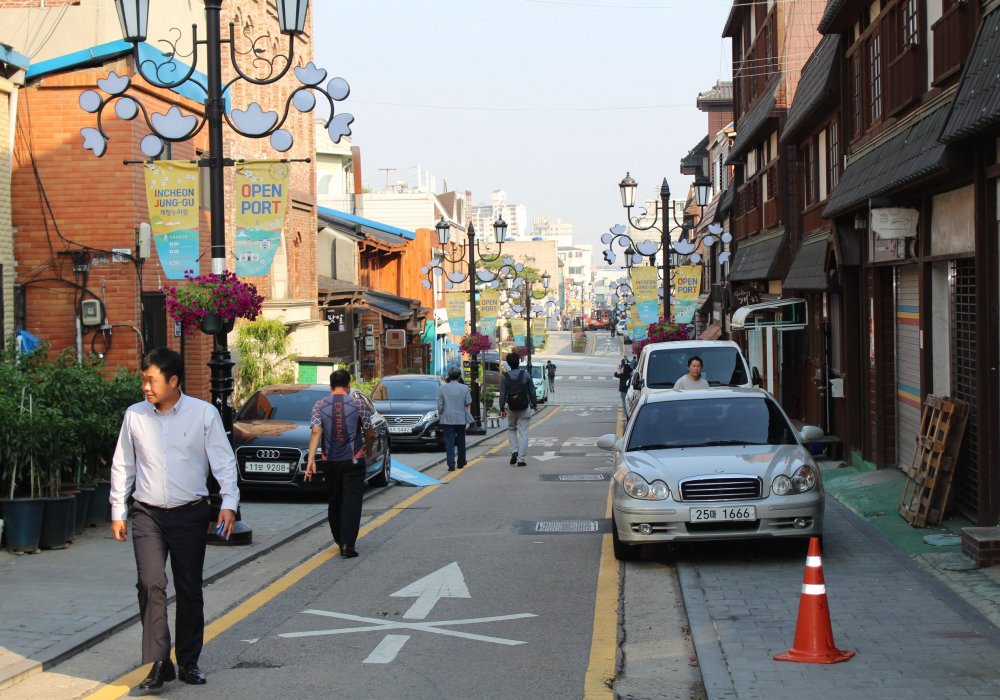 По задумкам корейцев, Сонгдо должен стать главным центром бизнеса и торговли в Северо-Восточной Азии - такого города в регионе еще нет. 