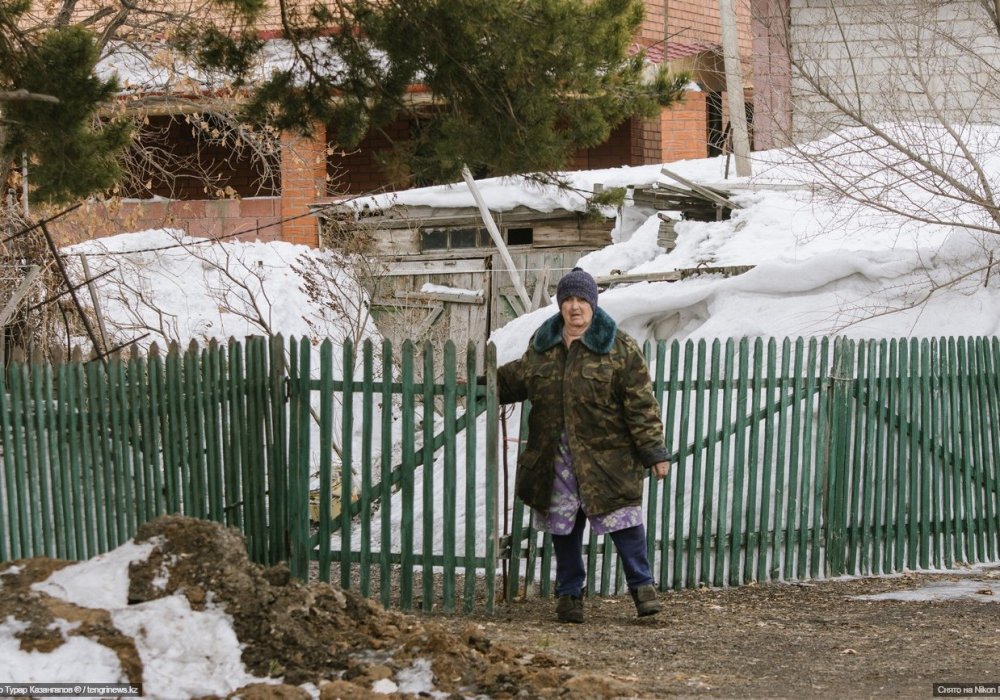 Где живет комарова