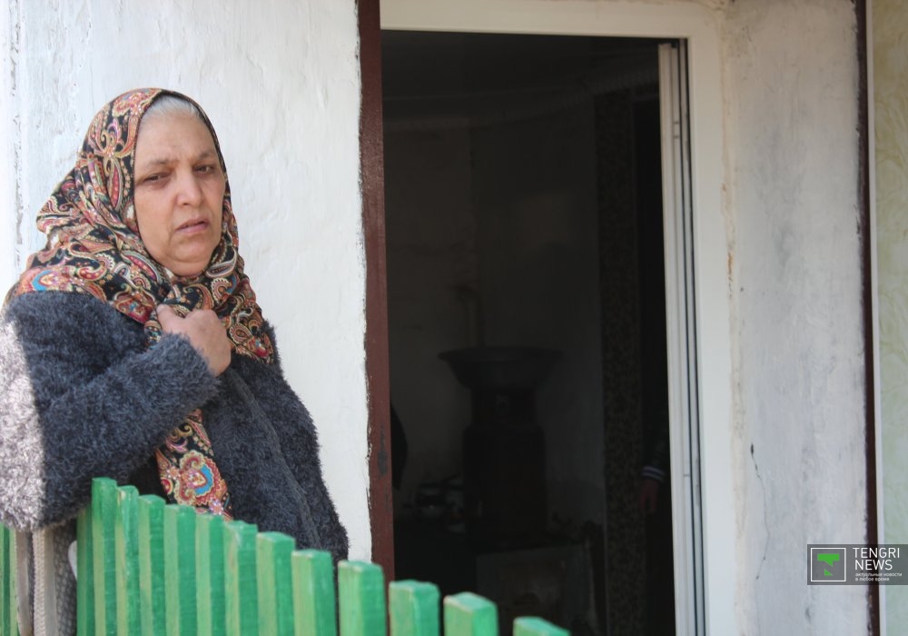 У семьи Алиевых стихия затопила сразу три дома: главы семейства, сына и дочери.