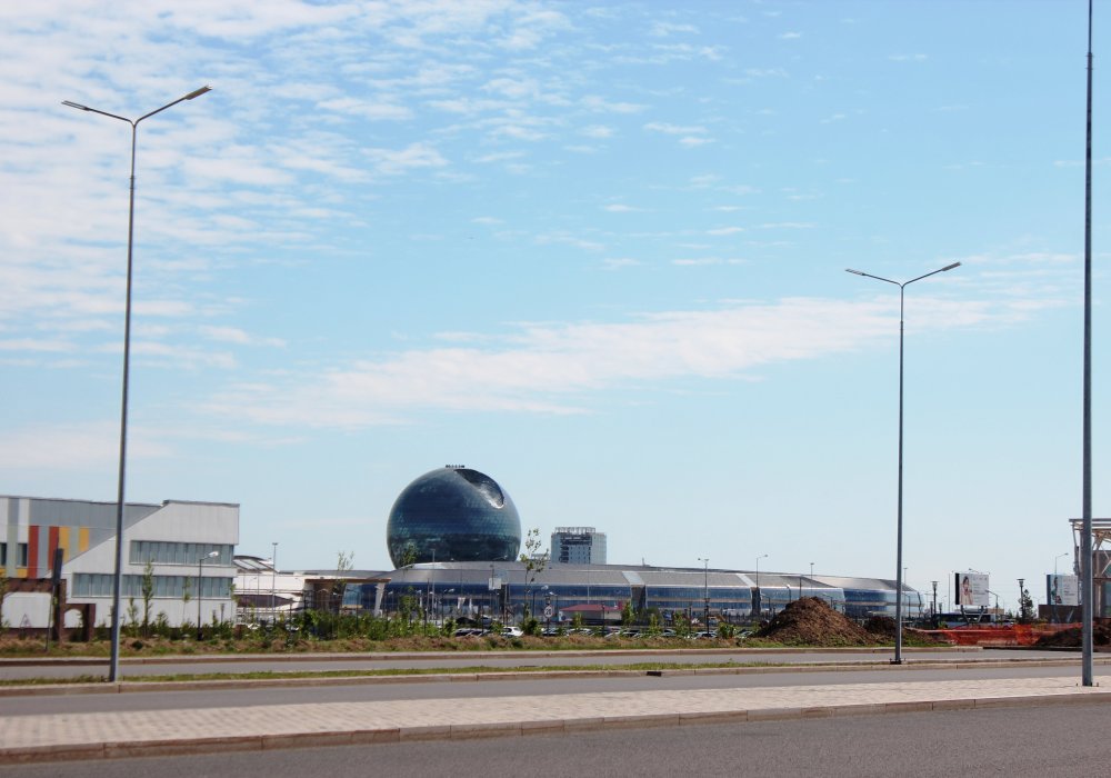 Кооператив "Зеленая поляна" расположен неподалеку от объектов будущей выставки EXPO.
