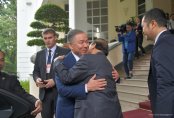 Как приобнять дракона. Зачем казахстанские депутаты во Вьетнам поехали