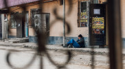 "Здесь восходит солнце". Жители поселка Заря Востока о жизни рядом с барахолкой