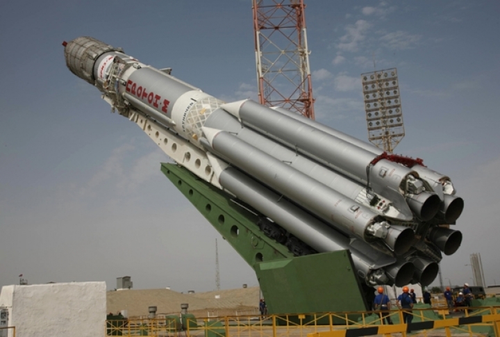 Запуск космических аппаратов (KA) SES-3 и KazSat-2 должен стать вторым пуском ракеты "Протон" в 2011 году и 365-м стартом в ее летной истории.<br>Фото: ГКНПЦ им. М.В.Хруничева©