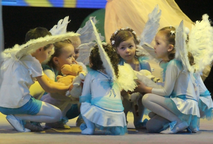 Дети доказали своими номерами, что поистине являются ангелочками. <br>Фото Айжан Тугельбаева©
