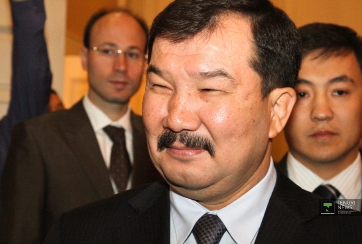 Редкая и почти незаметная улыбка Генерального прокурора Асхата Даулбаева. Фото Даниал Окасов©