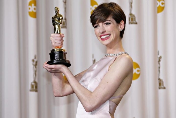 Энн Хэтэуэй получила "Оскар" за лучшую женскую роль второго плана. Фото REUTERS©