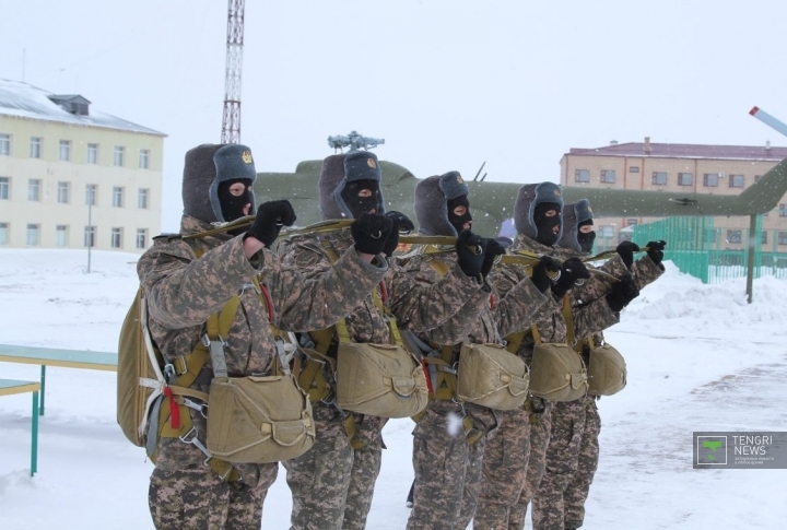 На основании директивы министра обороны Казахстана от 17 октября 2003 года на базе войсковой части 43663 сформирована 36 десантно-штурмовая бригада (ДШБ). Фото©Марат Абилов