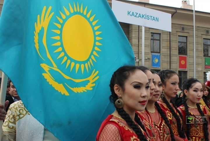 Казахстанская делегация. Артисты приехали из Кызылорды на праздник Навруз в Эскишехире. ©Роза Есенкулова