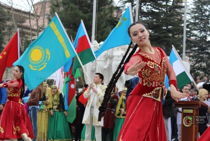 Танец казахстанских артистов. ©Роза Есенкулова