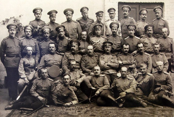 Офицеры Брест-Литовской крепостной артиллерии (1914-1915)