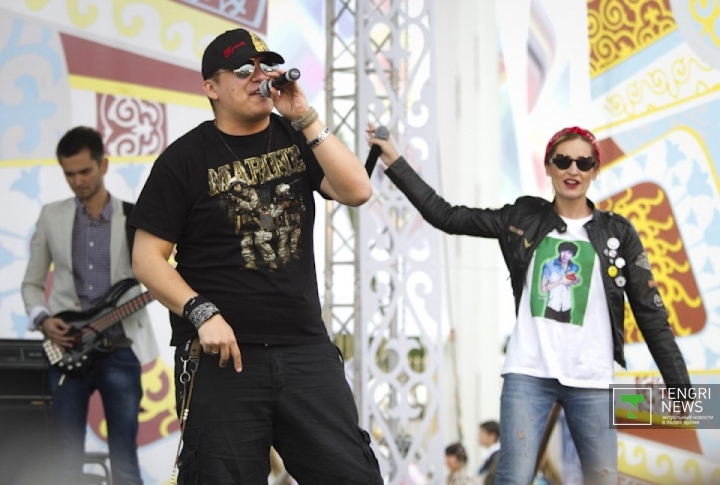 На сцене фестиваля казахстанская рок-группа iFly. Фото Tengrinews©