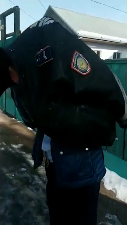 Полицейский, устроивший ДТП в Алматы, был пьян - МВД