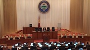 В Кыргызстане депутаты подрались во время заседания парламента