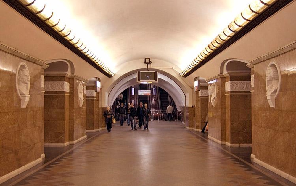 Станция киевского метро &quot;Университет&quot;