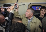 Житель Подмосковья подарил Жириновскому раритетное авто
