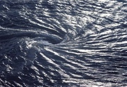 В Астане женщина-маляр сорвалась с моста и утонула