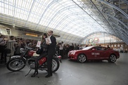 В новой книге "Карт-бланш" Джеймс Бонд пересядет на Bentley