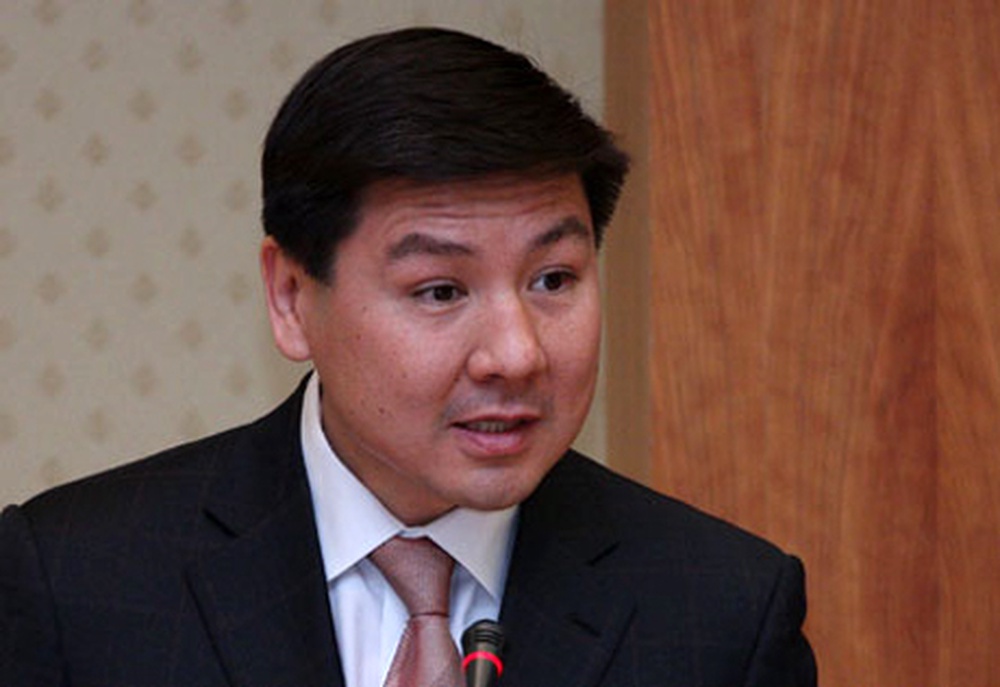 Министр связи и информации РК Аскар Жумагалиев. Фото с сайта focus.kz