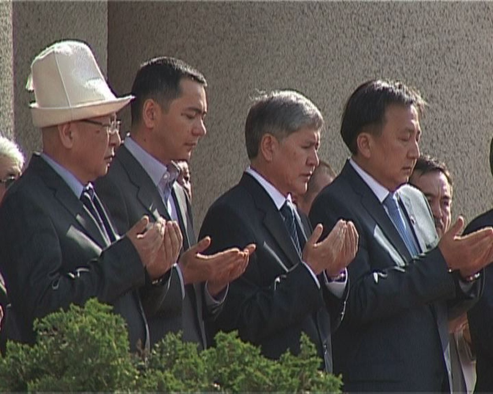 В Кыргызстане всенародный день поминовения жертв ошских событий 2010 года
