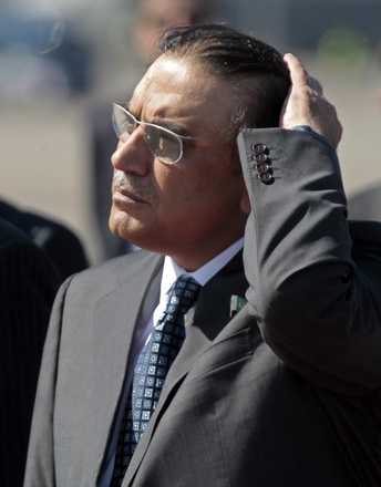 Президент Пакистана Асиф Али Зардари. ©REUTERS/Alexander Natruskin