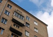 В Актобе при падении с пятого этажа погибла женщина
