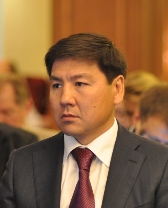 Министр связи и информации Аскар Жумагалиев. Фото с сайта wikipedia.org
