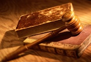 В Костанае суд оправдал назвавшего женщину-прокурора "хамлом" адвоката