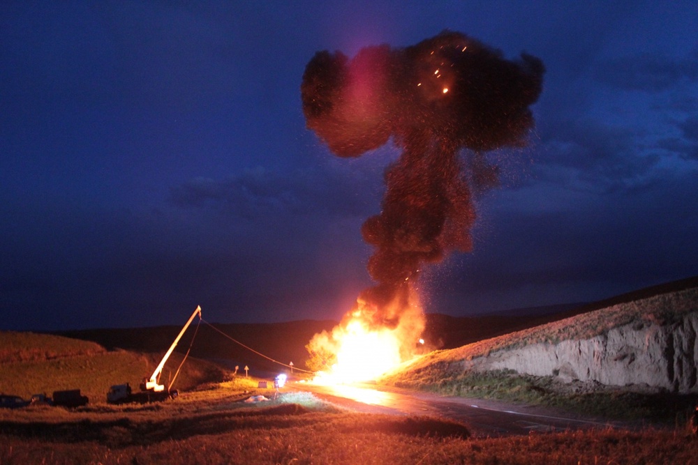 Взрыв поста ГАИ. ©Продюссерский центр "Байтерек"