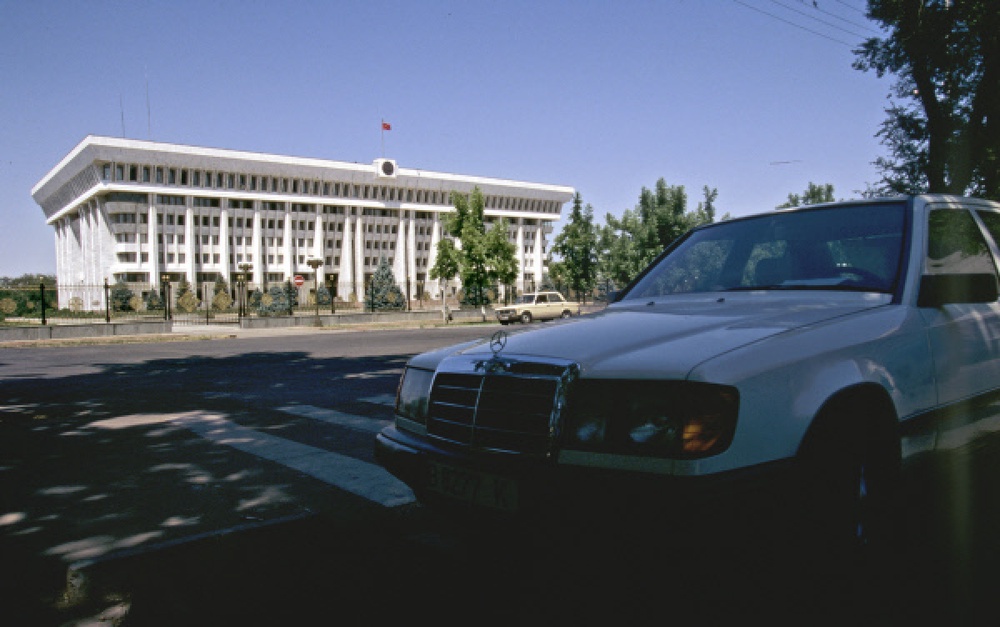 Вид на Дом правительства Киргизии в Бишкеке. ©РИА Новости