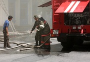 Родители спасенных детей в Актау во время пожара были на базаре