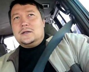 На плюнувшего в лицо депутату Бердонгарову журналиста завели уголовное дело