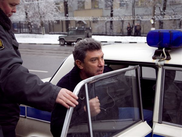 В Санкт-Петербурге полиция задержала Немцова в ходе агитации против Матвиенко