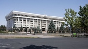 Заявки на участие в выборах главы Кыргызстана успели подать 83 человека