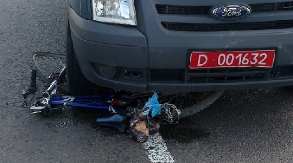 В результате ДТП серьезно пострадала девушка-велосипедист