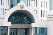 В Казахстане выборы в сенат проходят в "спокойной и деловой" обстановке