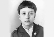 ФОТО: Казахстанские звезды в школьные годы
