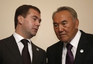 Назарбаев и Медведев обсудят вопросы ЧС