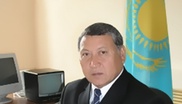 Сенатор Амиров предложил обязать иностранных женихов знать казахский язык